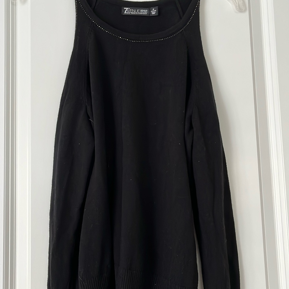 Women’s cut out Sleeve Black Top